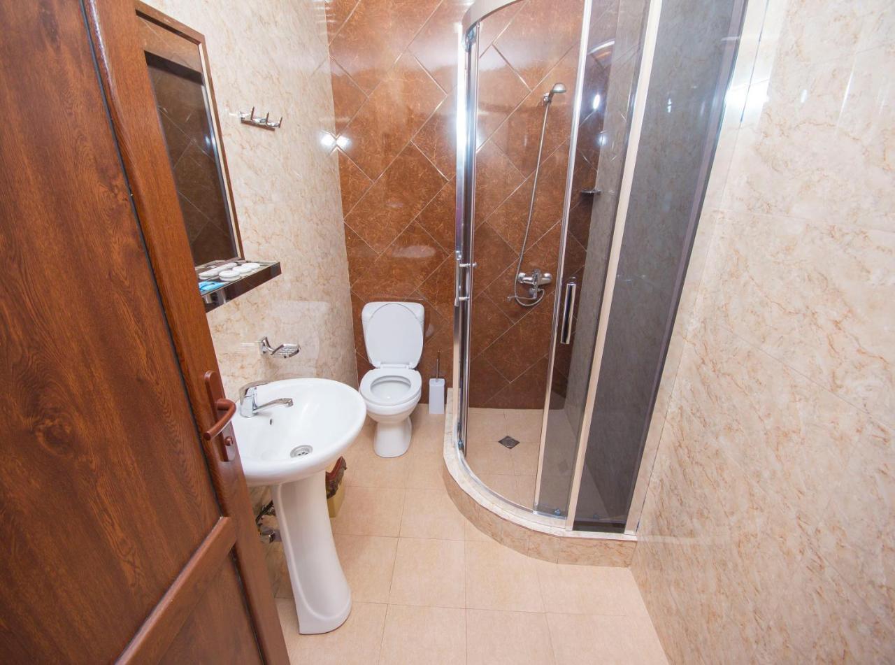 Hotel Elegant 2 Tbilisi ภายนอก รูปภาพ