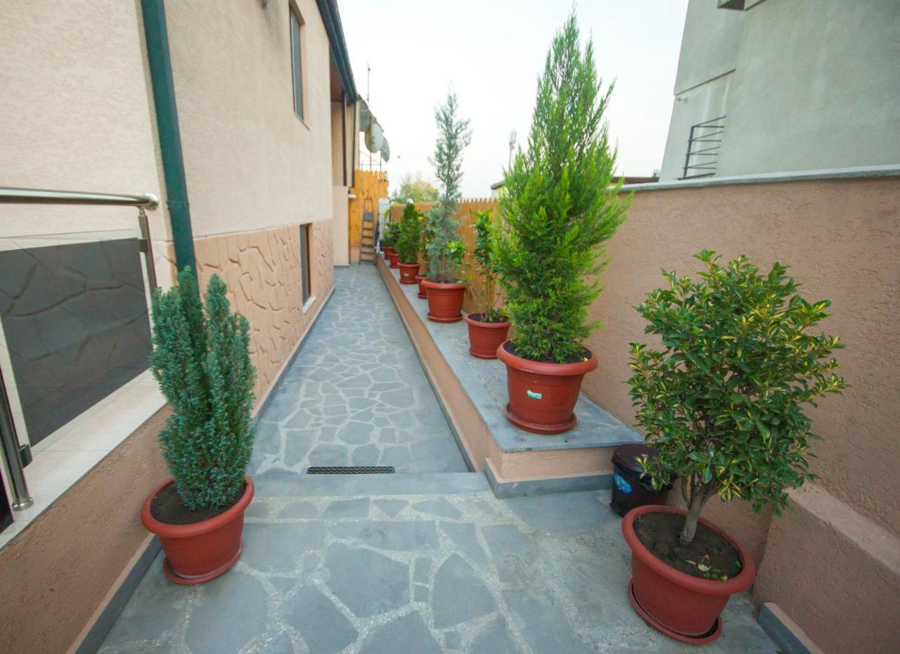 Hotel Elegant 2 Tbilisi ภายนอก รูปภาพ