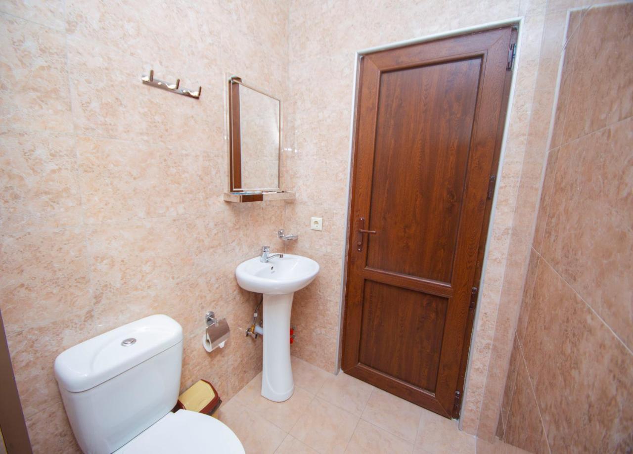 Hotel Elegant 2 Tbilisi ภายนอก รูปภาพ