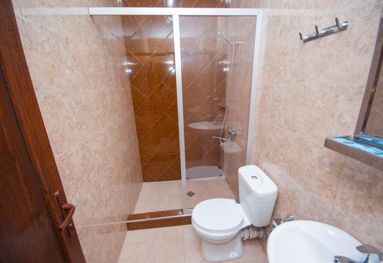 Hotel Elegant 2 Tbilisi ภายนอก รูปภาพ