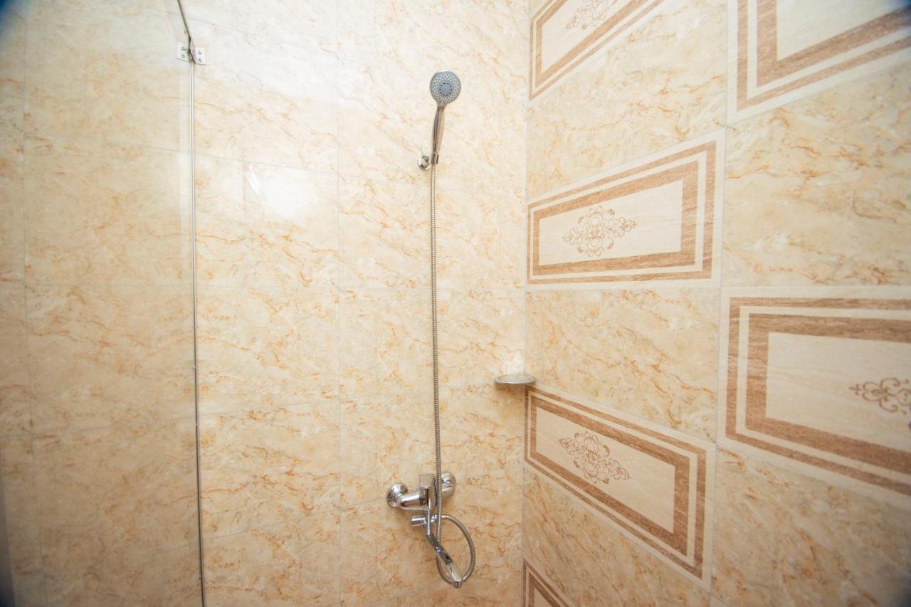 Hotel Elegant 2 Tbilisi ภายนอก รูปภาพ