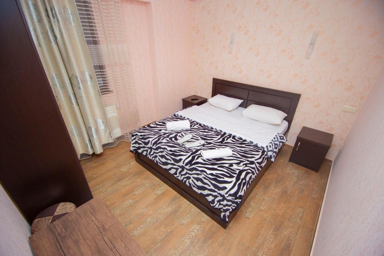 Hotel Elegant 2 Tbilisi ภายนอก รูปภาพ