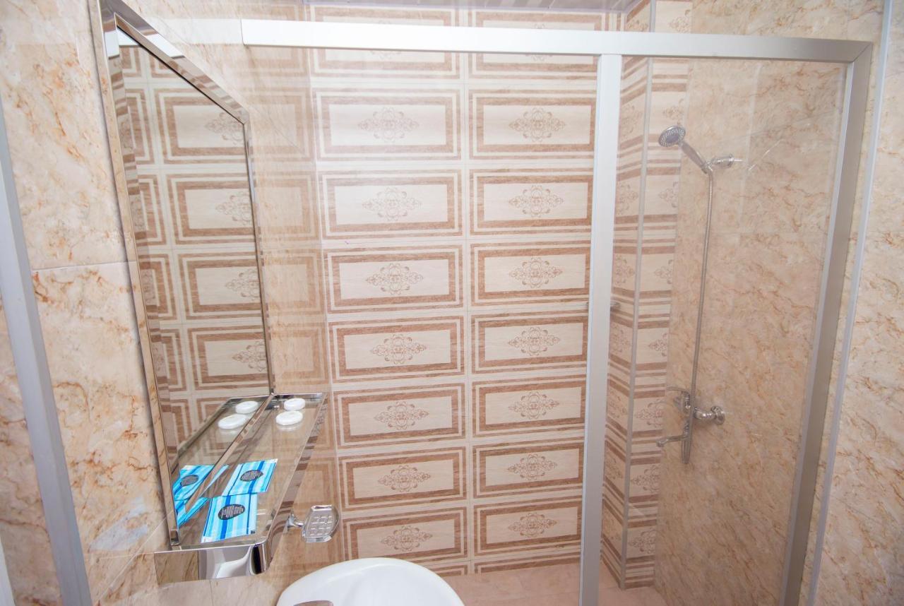 Hotel Elegant 2 Tbilisi ภายนอก รูปภาพ